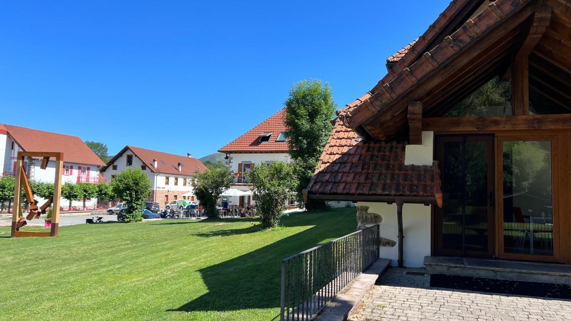Casa Rural Roncesvalles Espinal-Auzperri المظهر الخارجي الصورة