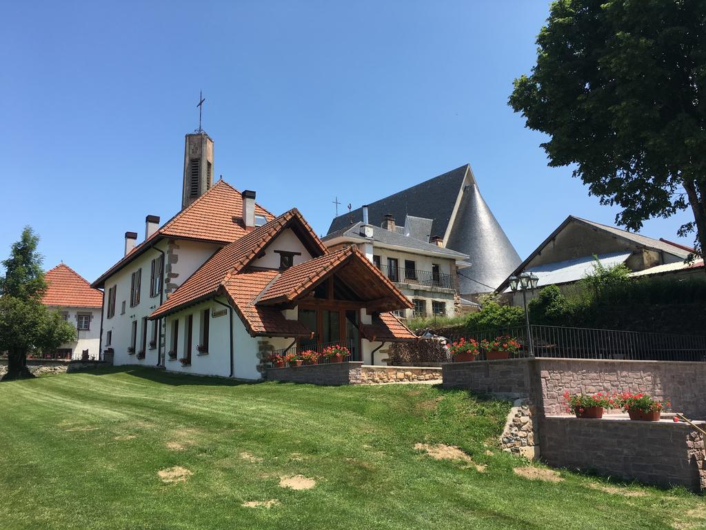 Casa Rural Roncesvalles Espinal-Auzperri المظهر الخارجي الصورة