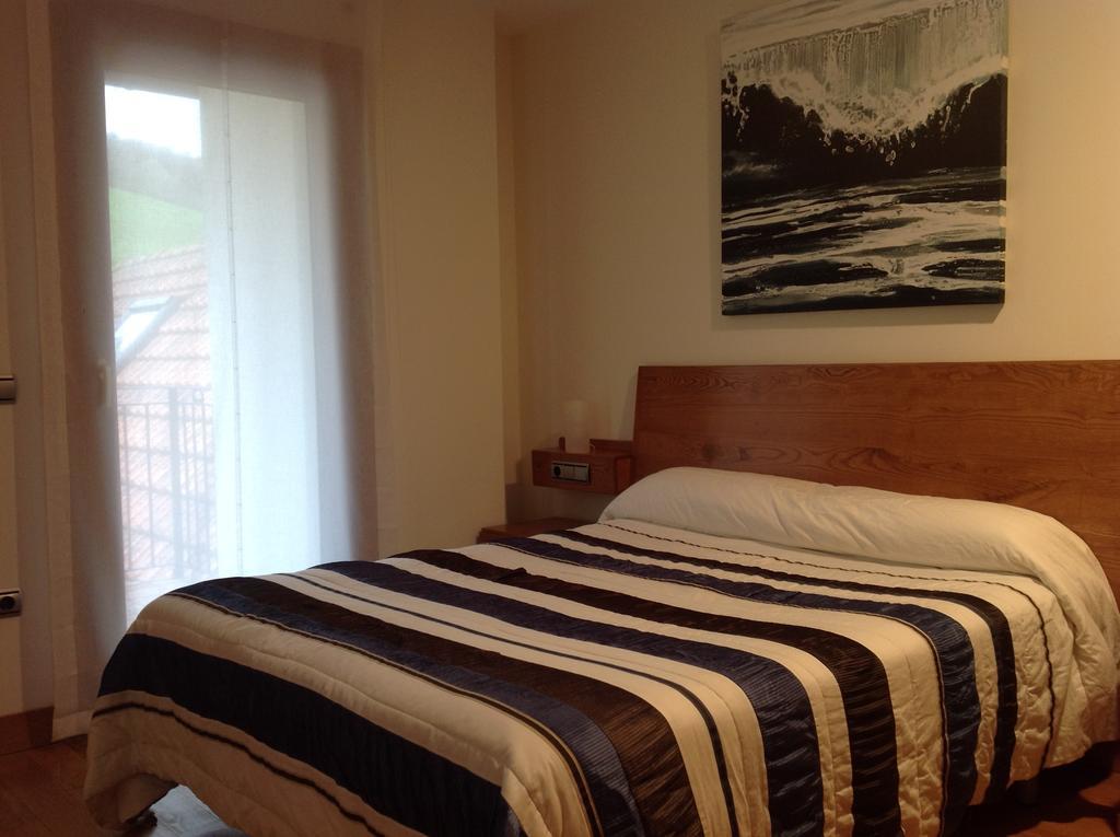 Casa Rural Roncesvalles Espinal-Auzperri المظهر الخارجي الصورة
